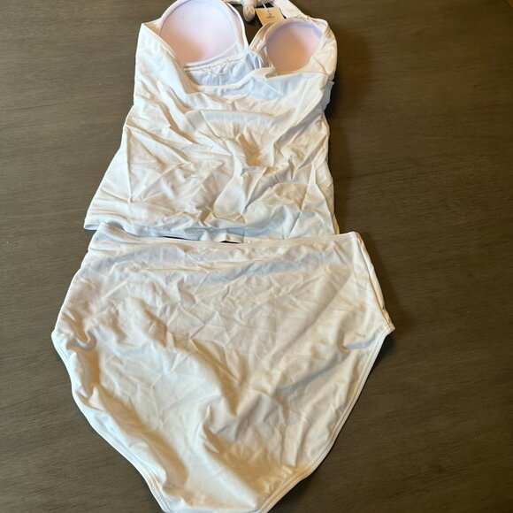 B2prity Halter White Two Piece Swimsuit w/Tummy Control Size Large - Picture 3 of 4